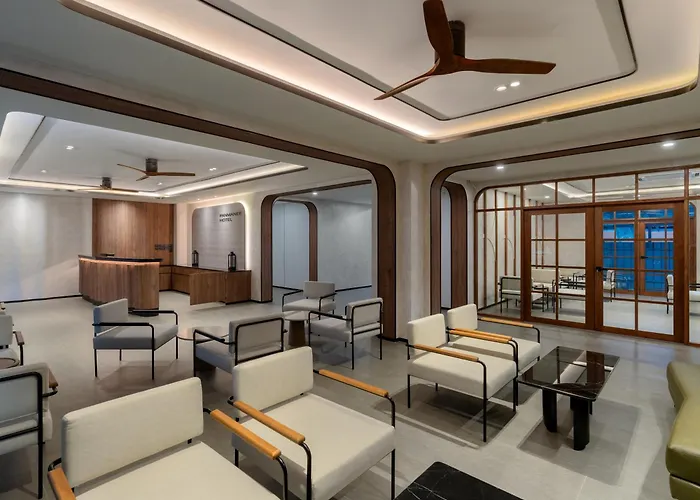 Panmanee Hotel-Newly Renovated